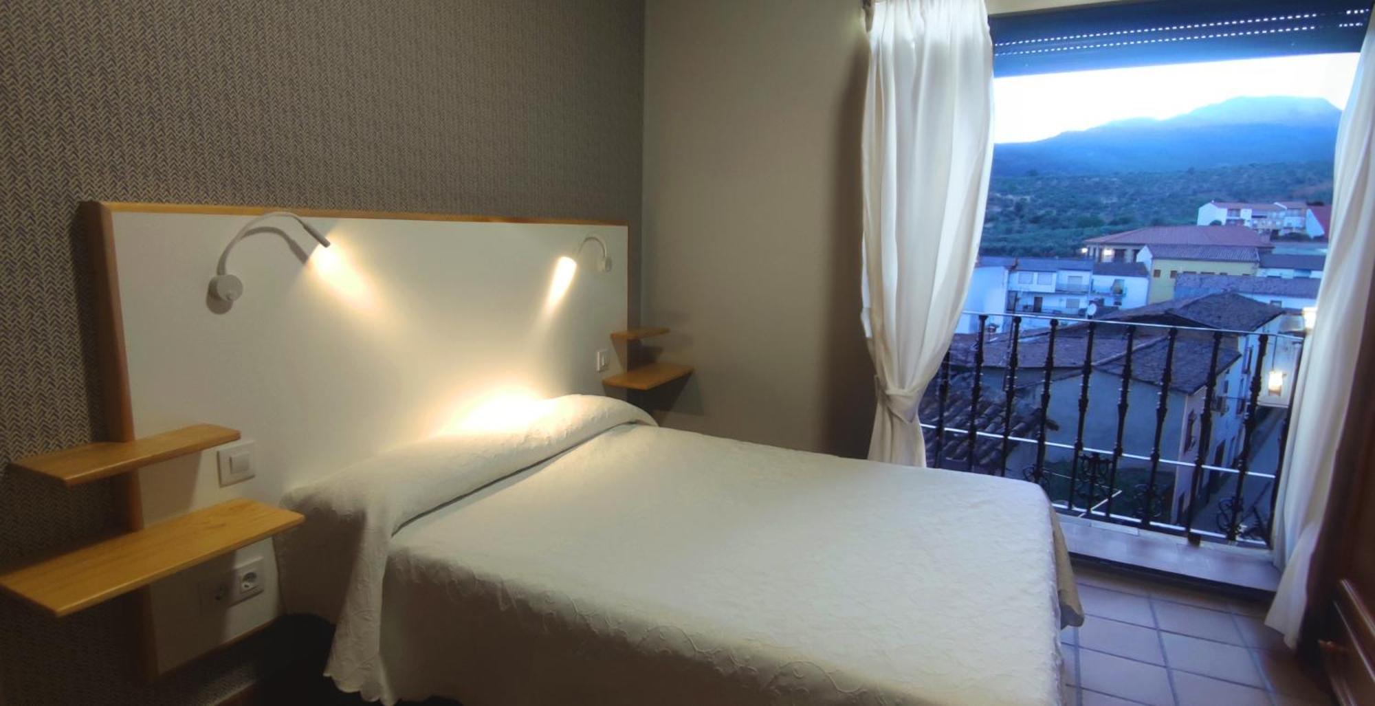 Hostal Altamira Guadalupe Guadalupe  Ngoại thất bức ảnh